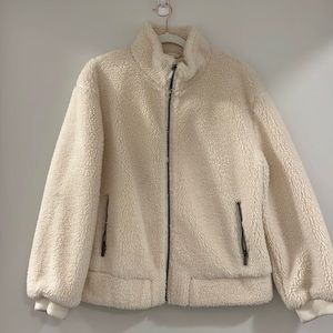 Women’s Universal Thread Sherpa Jacket